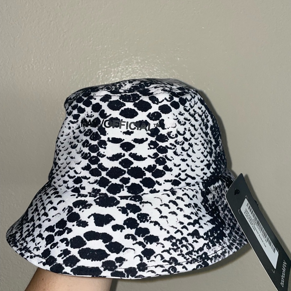 BOOHOO MAN BUCKET HAT